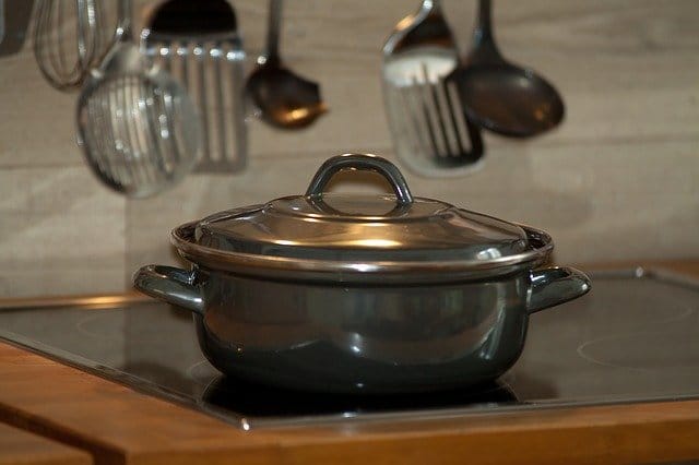 hard anodized cookware pot