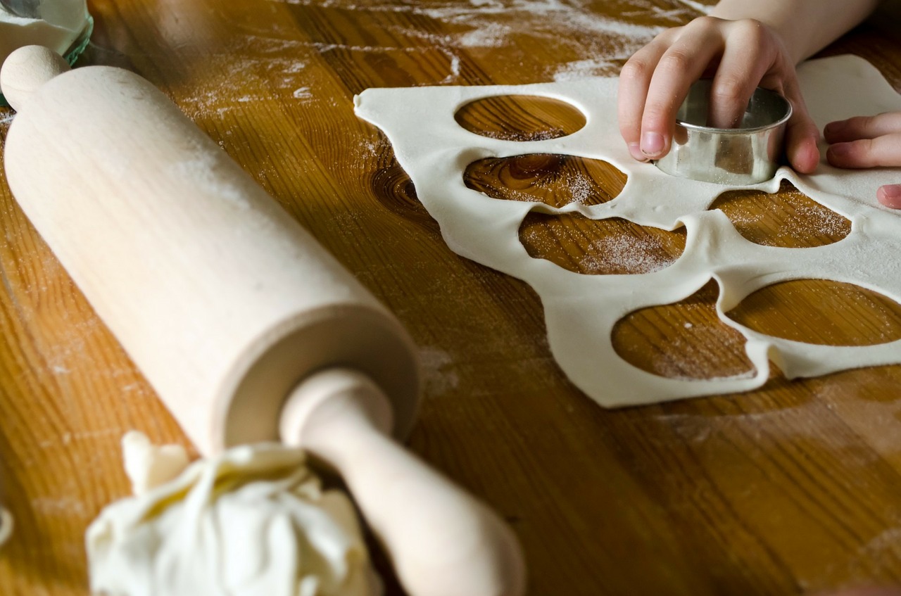 The Best Cake Decorating Tools A Foodal Buying Guide
