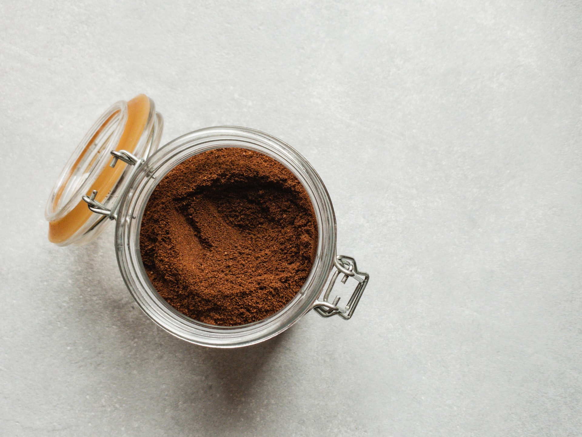 instant coffee powder for a caffeine boost