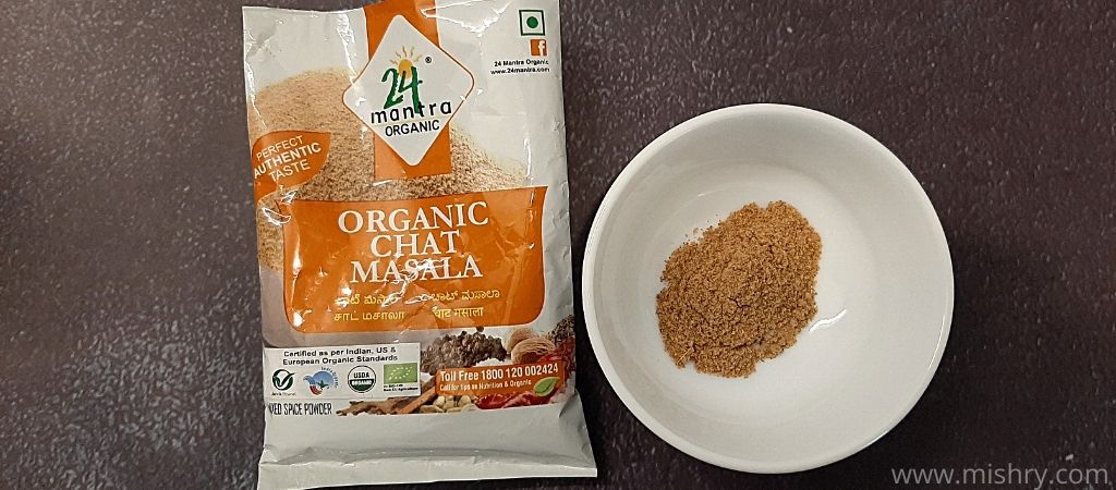 24 mantra organic chaat masala powder in bowl