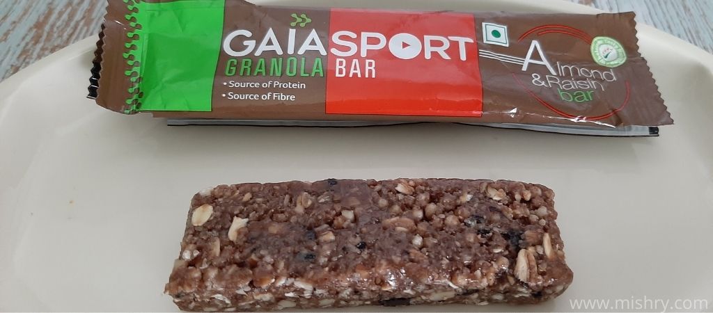gaia sport almond and raisin granola bar review