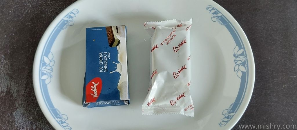 vadilal ice cream sandwich vanilla packaging