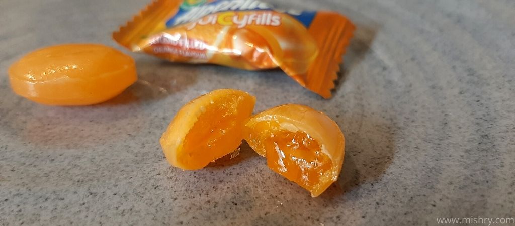 closer look at alpenliebe juicyfills orange flavoured