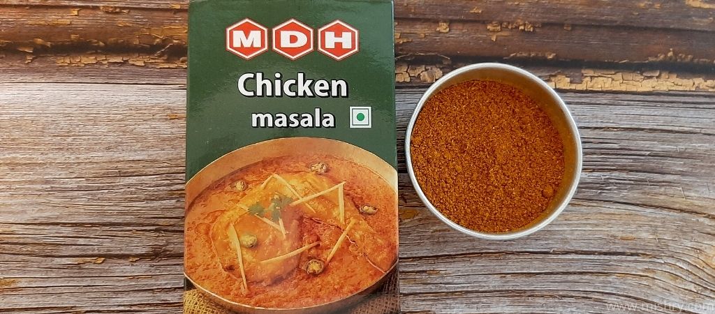 mdh chicken masala in a bowl