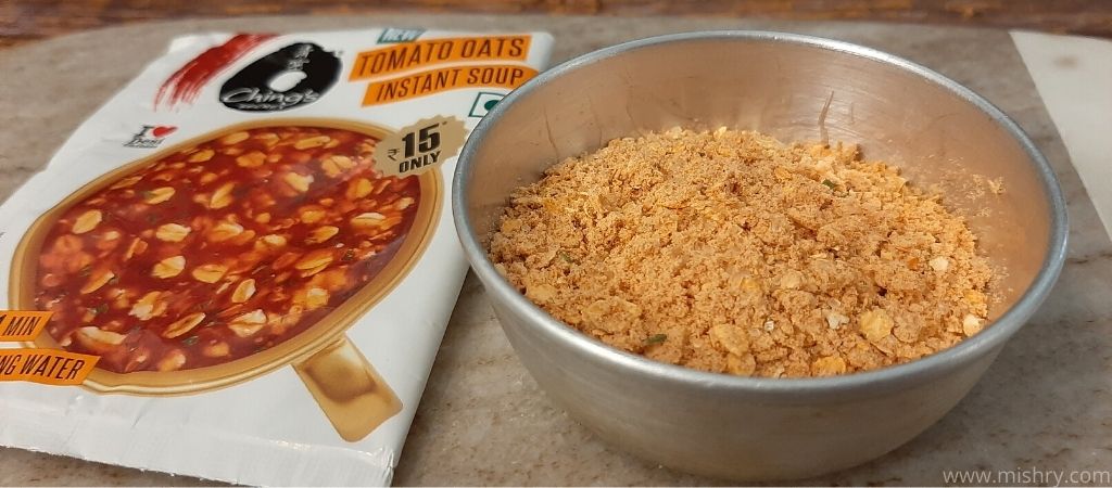 tomato oats instant soup in a bowl