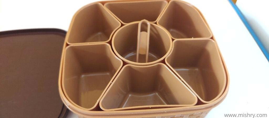 closer look at plastic masala box removable containers