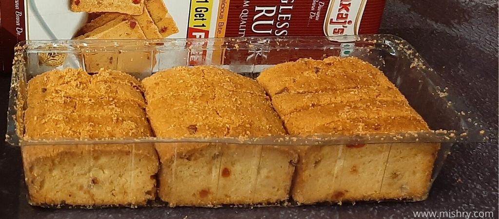 pankaj’s eggless cake rusk tray packaging