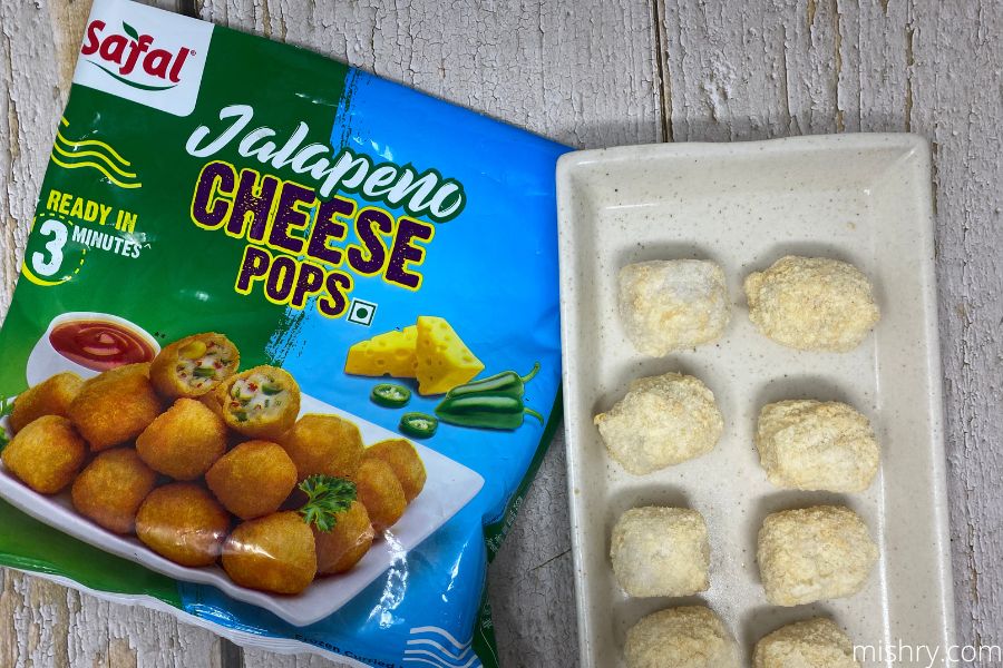 safal jalapeno cheese pops appearance