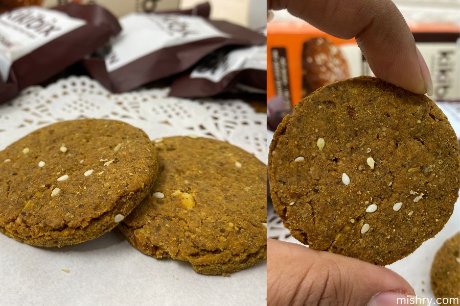 close look at Kikibix’s jaggery cookies