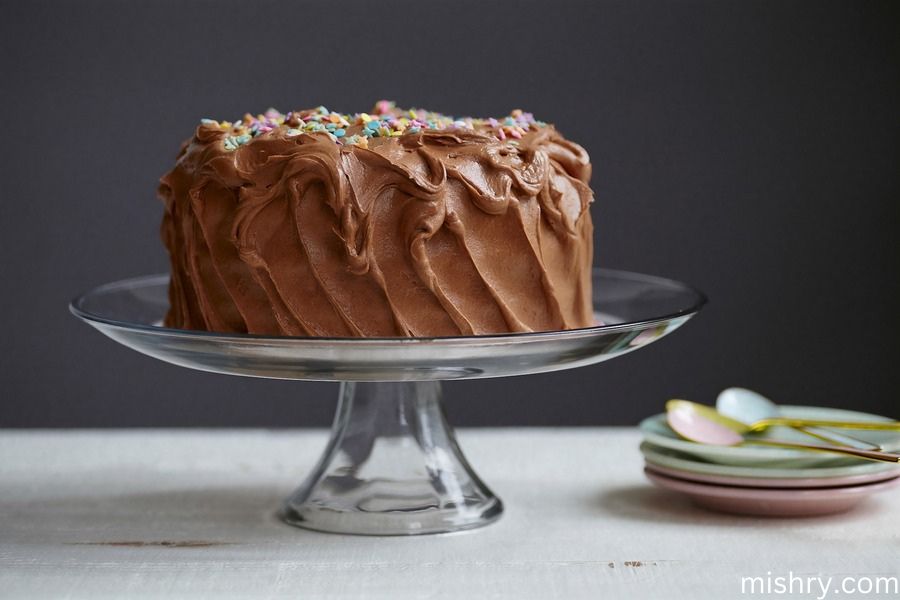 cake stand