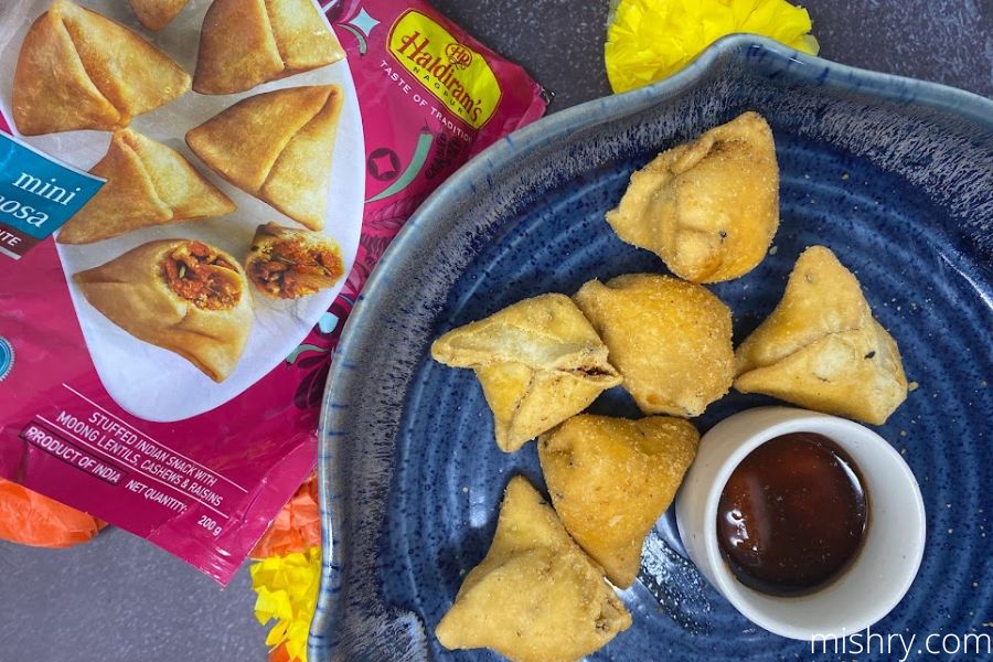 haldirams mini samosa